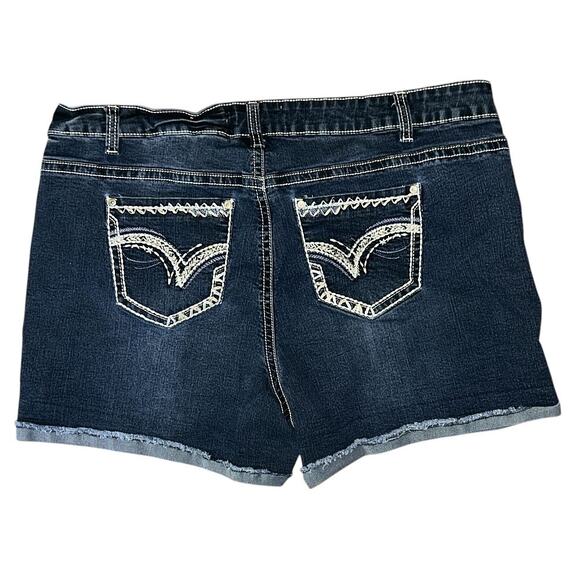 Est. 1946 Hi-Rise Stretch Dark Wash Cutoff Shorts Women's Size 18W 38X5 - Picture 5 of 7